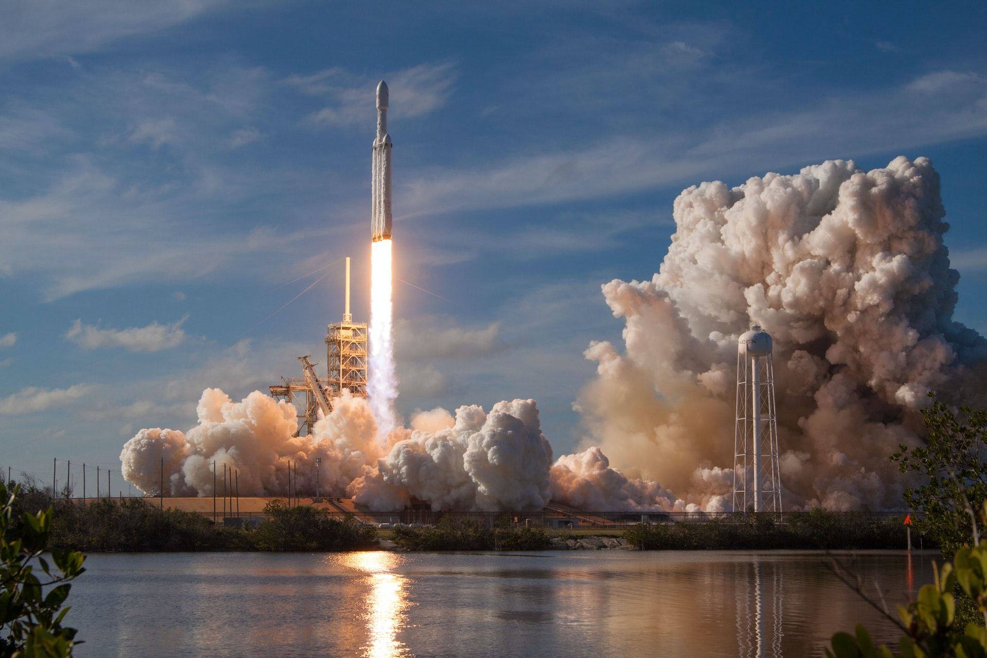 Starlink Satellite Broadband – High-Speed Rural Connectivity Micro Pro IT Support