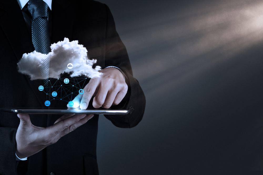 8 Advantages Cloud Computing Brings To Large Businesses