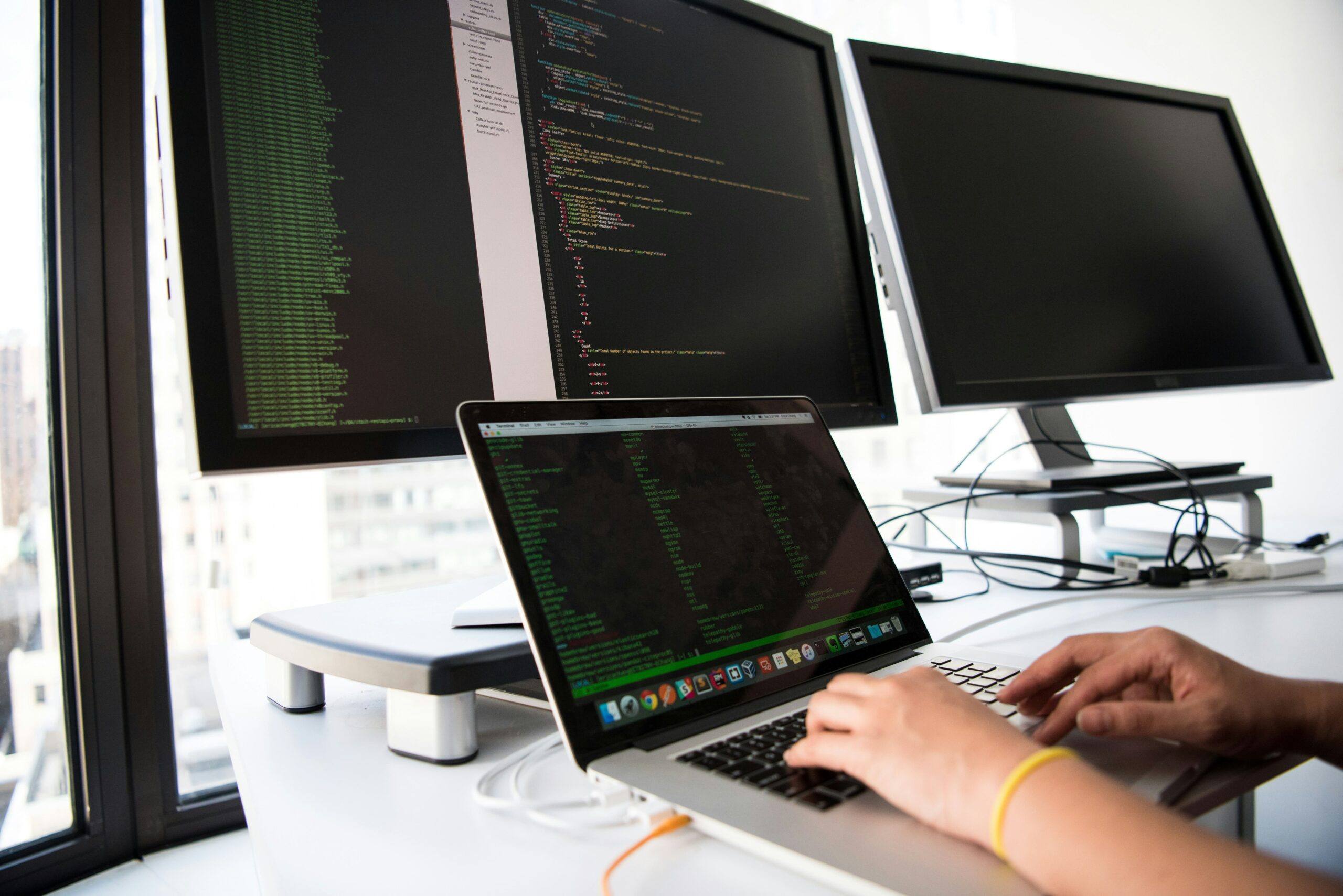 Why Tailored IT Support Matters for UK SMEs in 2025